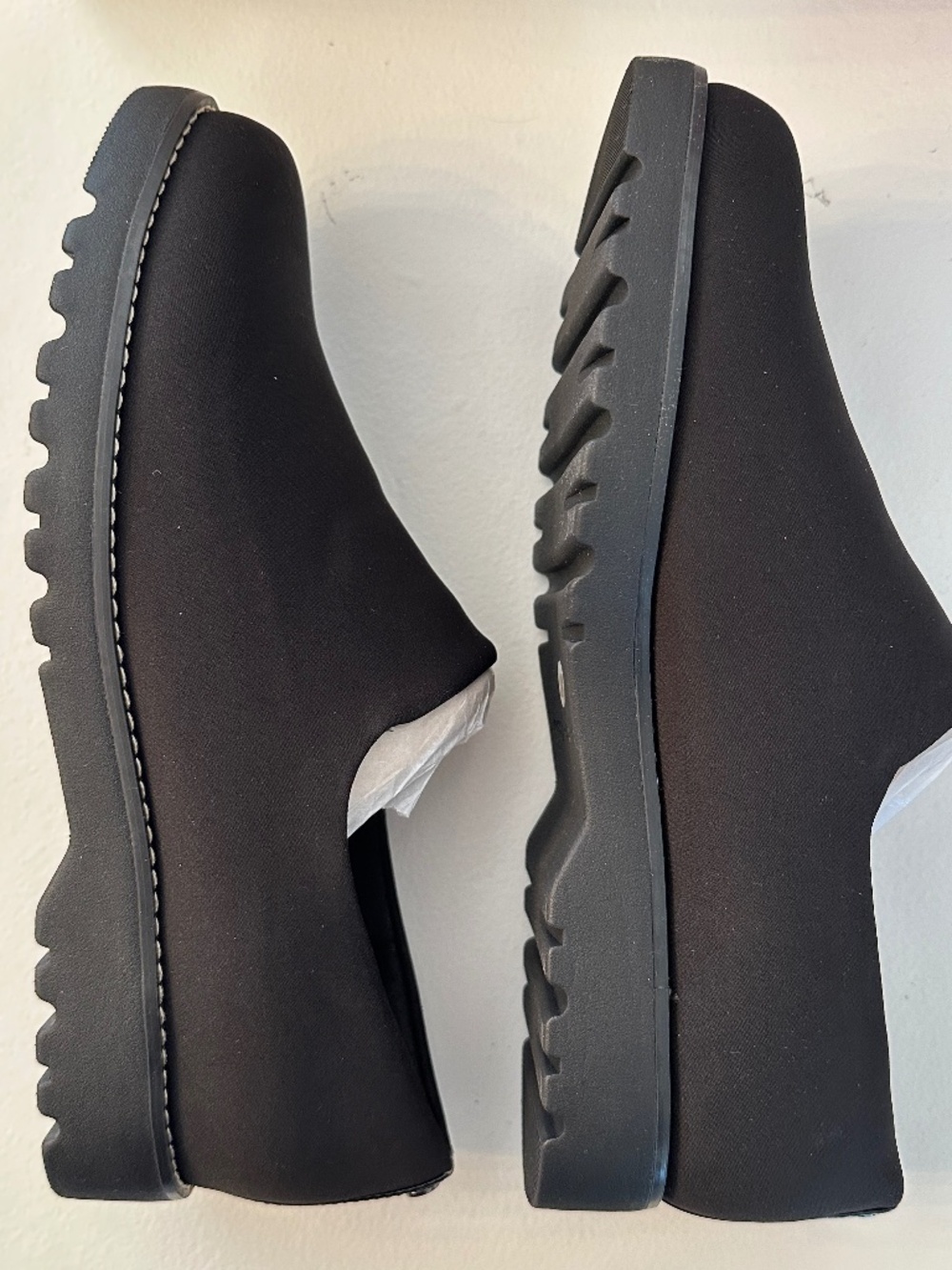 Easy Spirit Women’s Size 9.5 Wide Black Shoes Low Heal Arch Support